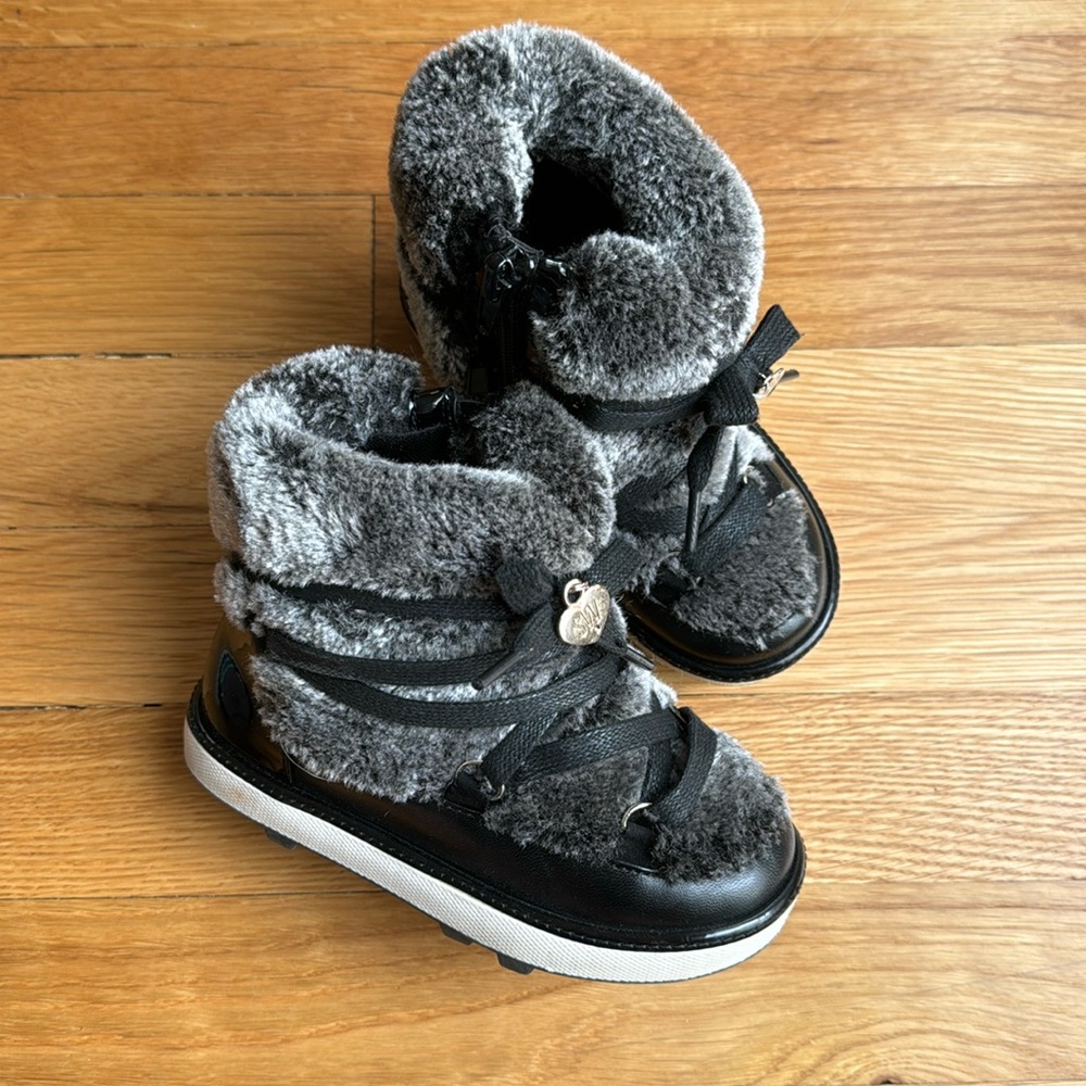 Stuart Weitzman Snowboots, Toddler Size 9